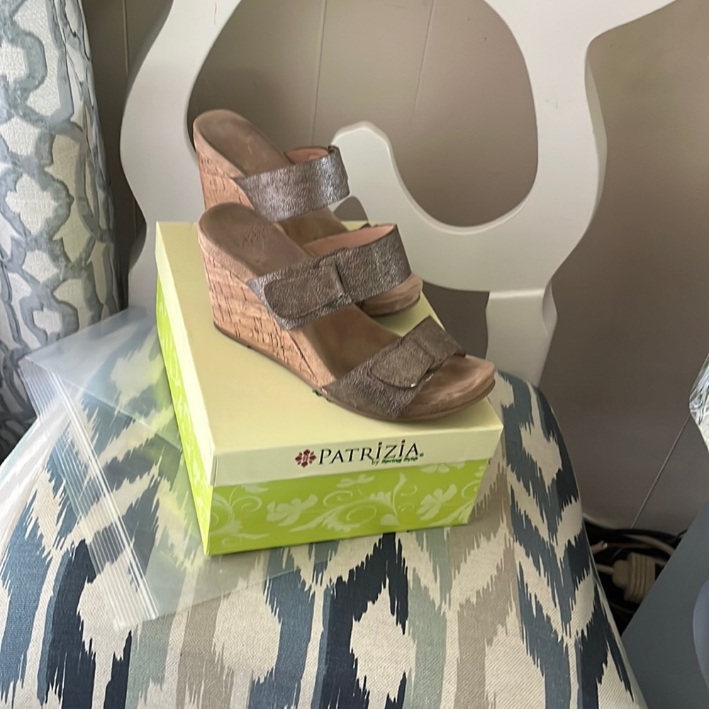 Women shoes
